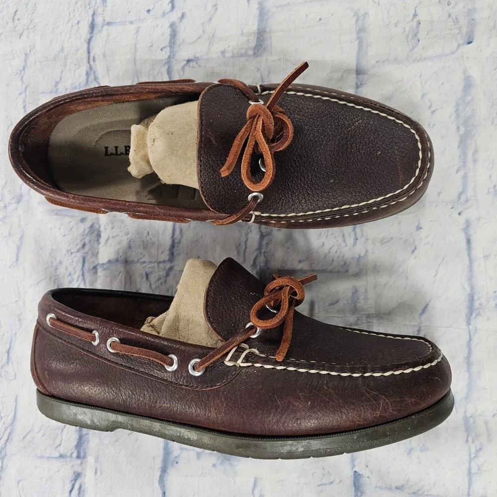 LL Bean Boat Shoes MEN 9 Dark Brown Camp Leather Moccasin Loafers Preppy Classic
